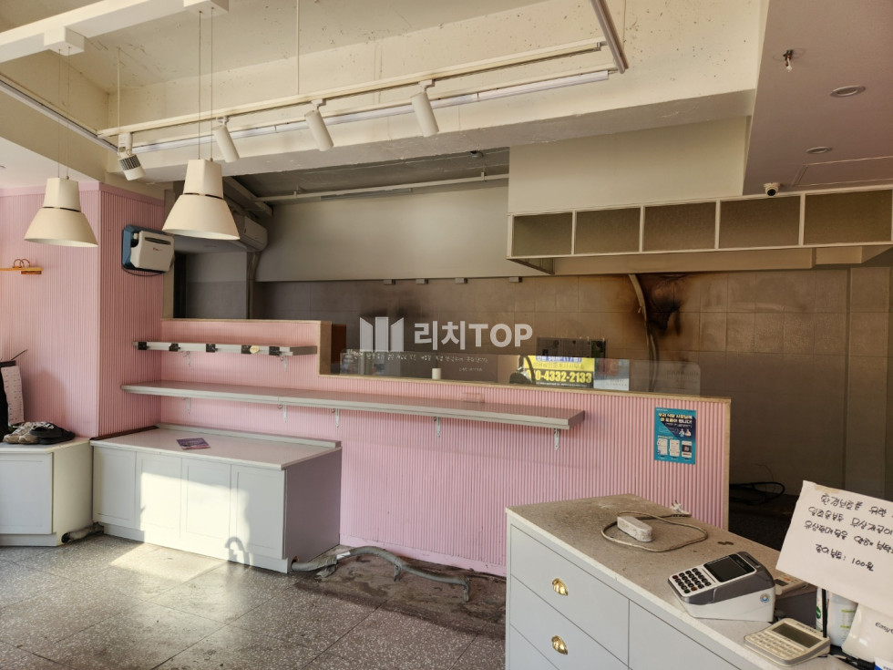 경남 창원시 성산구 중앙동 \u2605 중앙동 오거리 유동인구 가장 많은곳 핫 플레이스 1층 임대 월세 매물번호 11163 사진 2