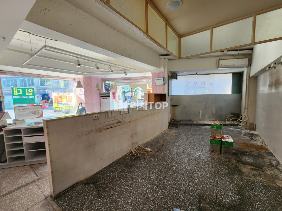 경남 창원시 성산구 중앙동 \u2605 중앙동 오거리 유동인구 가장 많은곳 핫 플레이스 1층 임대 월세 매물번호 11163 사진 3