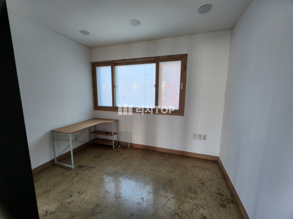 경남 창원시 의창구 서상동 \u2605 서상동 깔끔한 2층 임대 사무실, 학원, 미용실등 추천 월세 매물번호 11186 사진 4