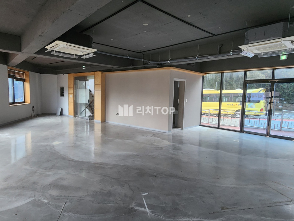 경남 창원시 의창구 서상동 \u2605 서상동 중동초 인근 깨끗한 상가 임대 도로에서 1층으로 보임 월세 매물번호 11233 사진 5