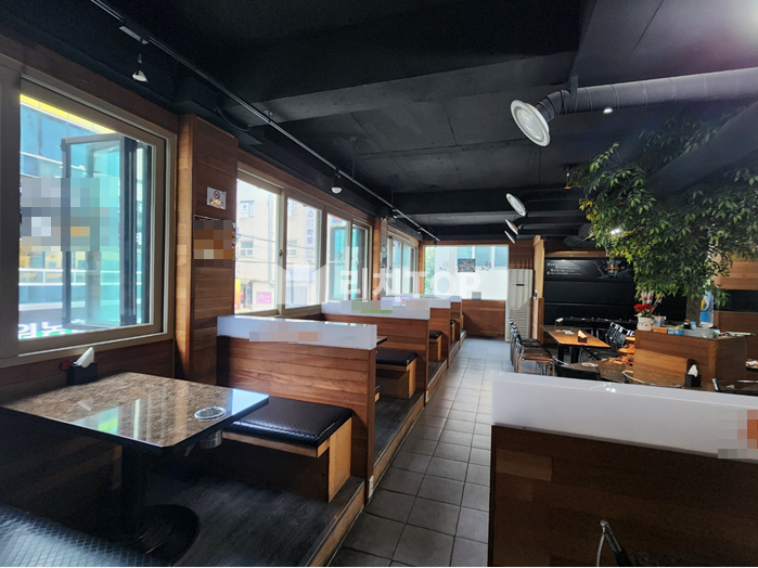 경남 창원시 성산구 반림동 \u2605 반송시장 부근 치킨 & 호프집 양도양수 월세 매물번호 11237 사진 3