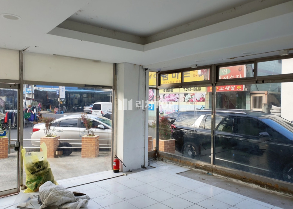 경남 창원시 성산구 신월동 \u2605 신월동 토월시장 사거리 1층 상가 임대 월세 매물번호 11267 사진 3