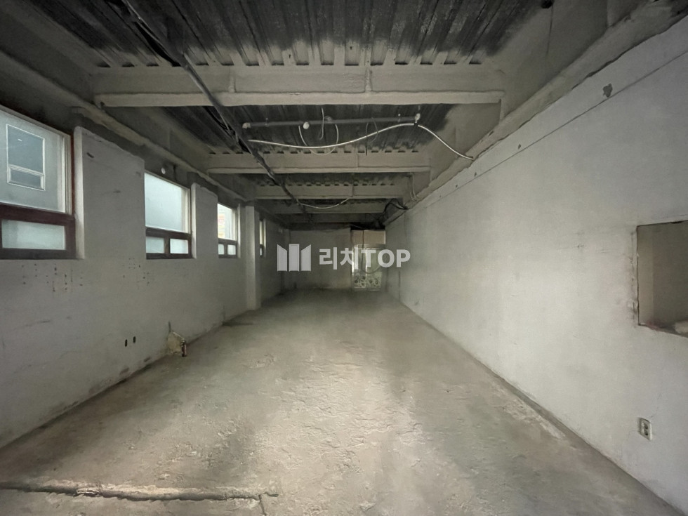 경남 창원시 마산회원구 내서읍 마산 삼계 코너각지 많은 유동인구 1층 상가 - 보5천 월300 23PY 월세 매물번호 11331 사진 1
