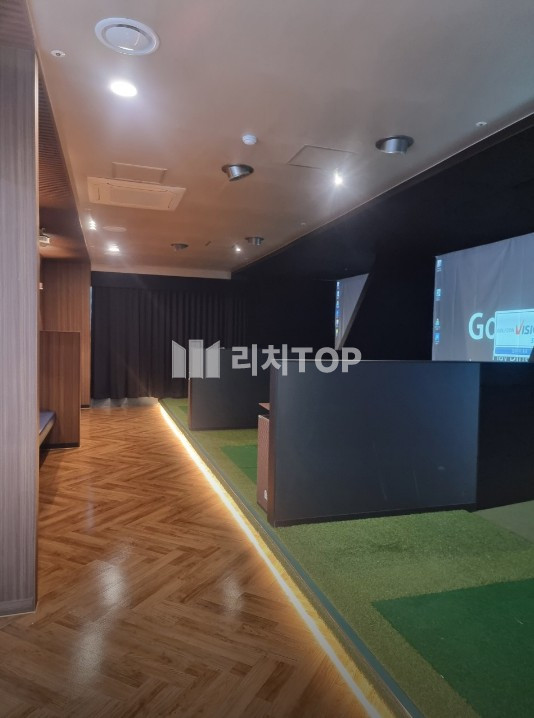 경남 창원시 성산구 상남동 \u2605 상남동 스크린골프장 양도 양수 매출 수익률 높음 리모델링 완료 월세 매물번호 11350 사진 4
