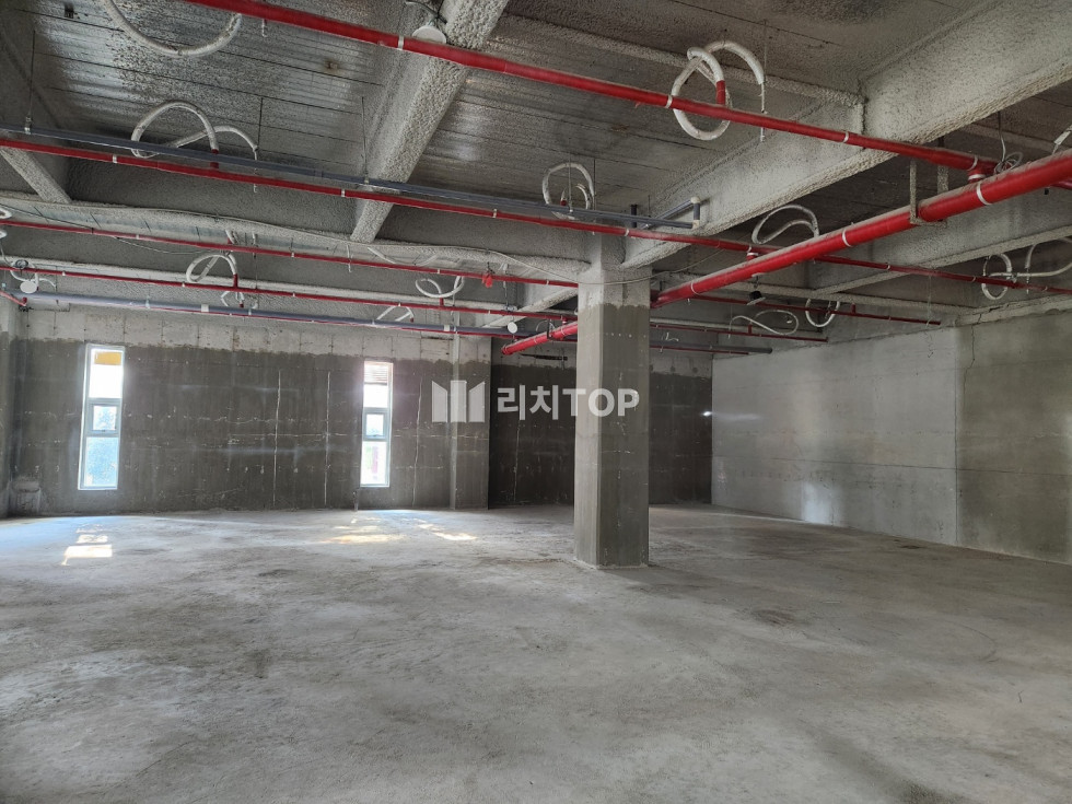 경남 창원시 의창구 봉곡동 \u2605 봉곡동 1층 대형평수 사무실 헬스장 은행 등 추천 월세 매물번호 11385 사진 3