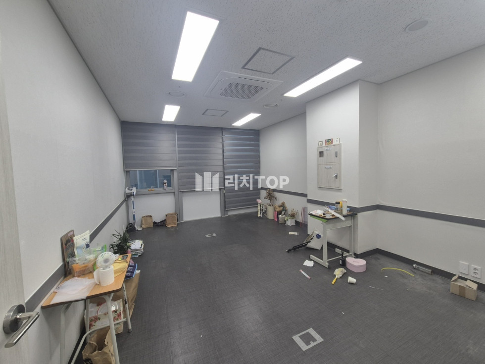 경남 창원시 의창구 중동 중동 유니시티 어반브릭스 7층 전용 24py 학원 임대 월세 매물번호 11386 사진 2