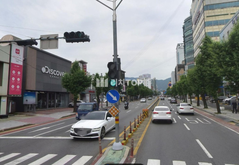 경남 창원시 성산구 중앙동 \u2605 중앙동 삼거리에 위치한 통건물 임대 눈에 잘띄는 위치 \ud83d\udc4d 월세 매물번호 11442 사진 2