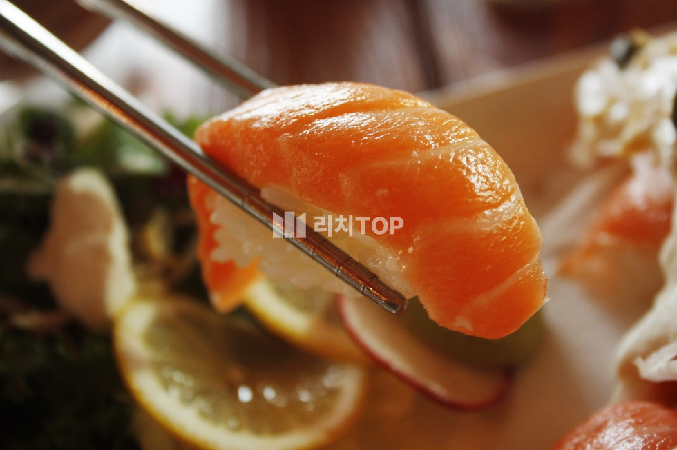 경남 창원시 성산구 상남동 상남동 음식점 임대, 권리금 없음 별도 룸있는 일반음식점 상가 임대 월세 매물번호 11564 사진 1