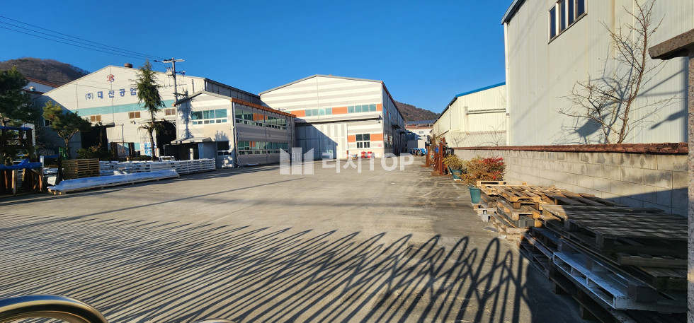 경남 김해시 진영읍 진례 IC 초인근 대로변 트레일러 진입가능한 공장 매매 매매 매물번호 11641 사진 1