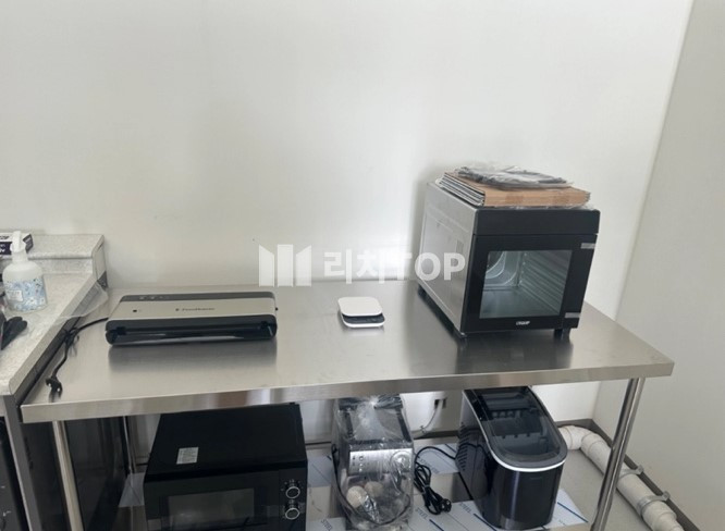 경남 창원시 의창구 팔용동 무권리!! 인테리어 되어있음, 음식점, 네일샵, 카페, 미용실 추천 월세 매물번호 11712 사진 3