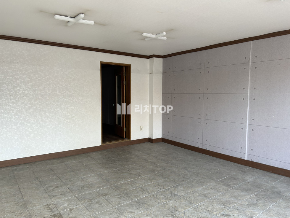경남 창원시 의창구 사림동 \u2605 사림동 귀한 무권리 20평 사무실 \u2605 월세 매물번호 11813 사진 2
