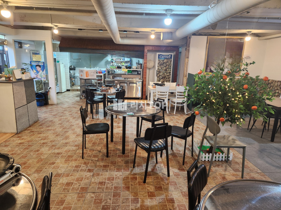 경남 창원시 성산구 상남동 도로변 간판노출 잘됨 유동인구 많은 상가 임대 월세 매물번호 11932 사진 1