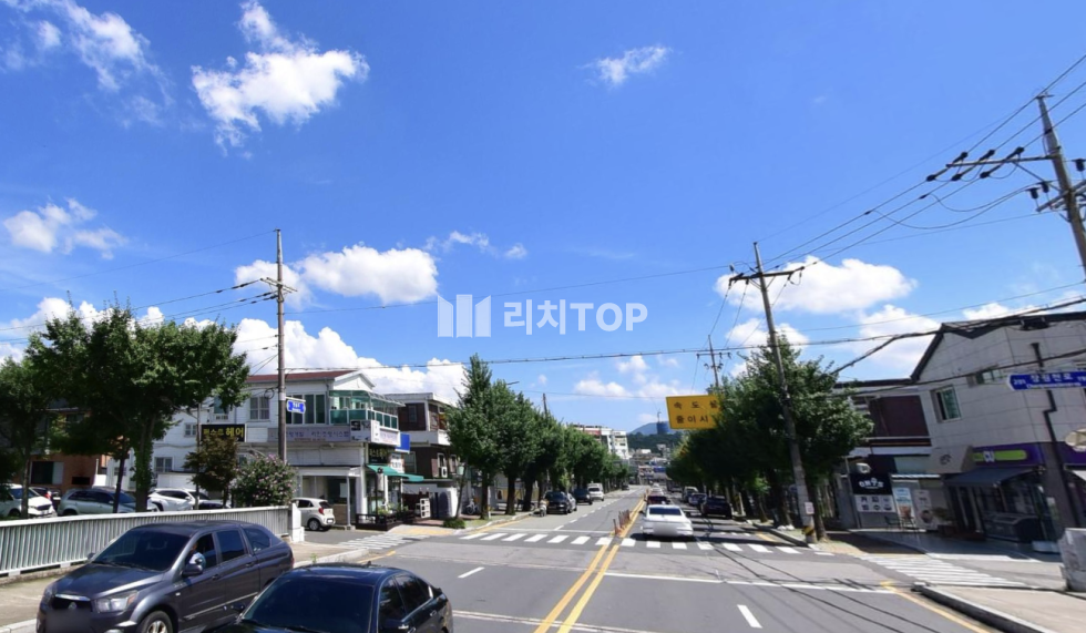 경남 창원시 성산구 반지동 반지동 창원천 다리 코너각지 노출좋은 입지 1층 32py 상가 임대 월세 매물번호 11946 사진 1
