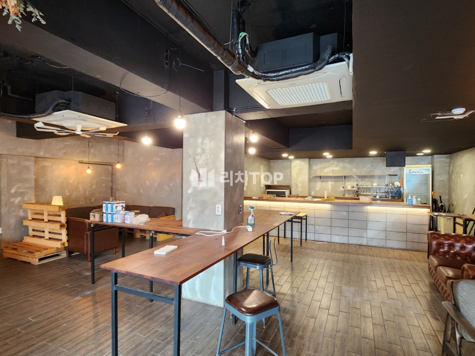 경남 창원시 성산구 반지동 \u2714 반지동 희연병원 인근 카페자리 무권리 임대 의료계통 소매점도 추천 월세 매물번호 11977 사진 1