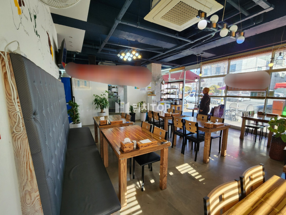 경남 창원시 성산구 반지동 \u2714 반지동 희연병원 인근 김밥가게 양도양수/ 레시피 모두전수 /시설물 집기 전체 포함 월세 매물번호 11994 사진 2