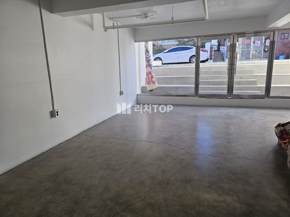경남 창원시 성산구 용호동 용호동 B1층 전용 25PY 올리모델링 된 깔끔한 상가임대 월세 매물번호 12027 사진 3