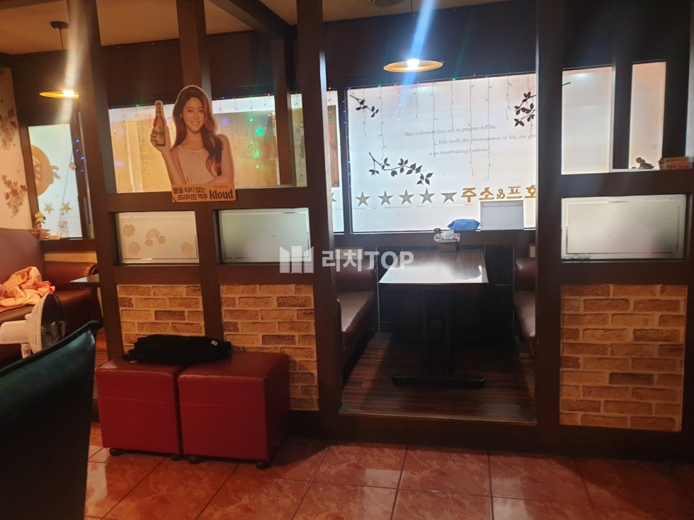 경남 창원시 성산구 대방동 \u2714 대방동 유동인구 많은 상가 2층 임대 주차장에서 오면 1층임 월세 매물번호 12028 사진 3