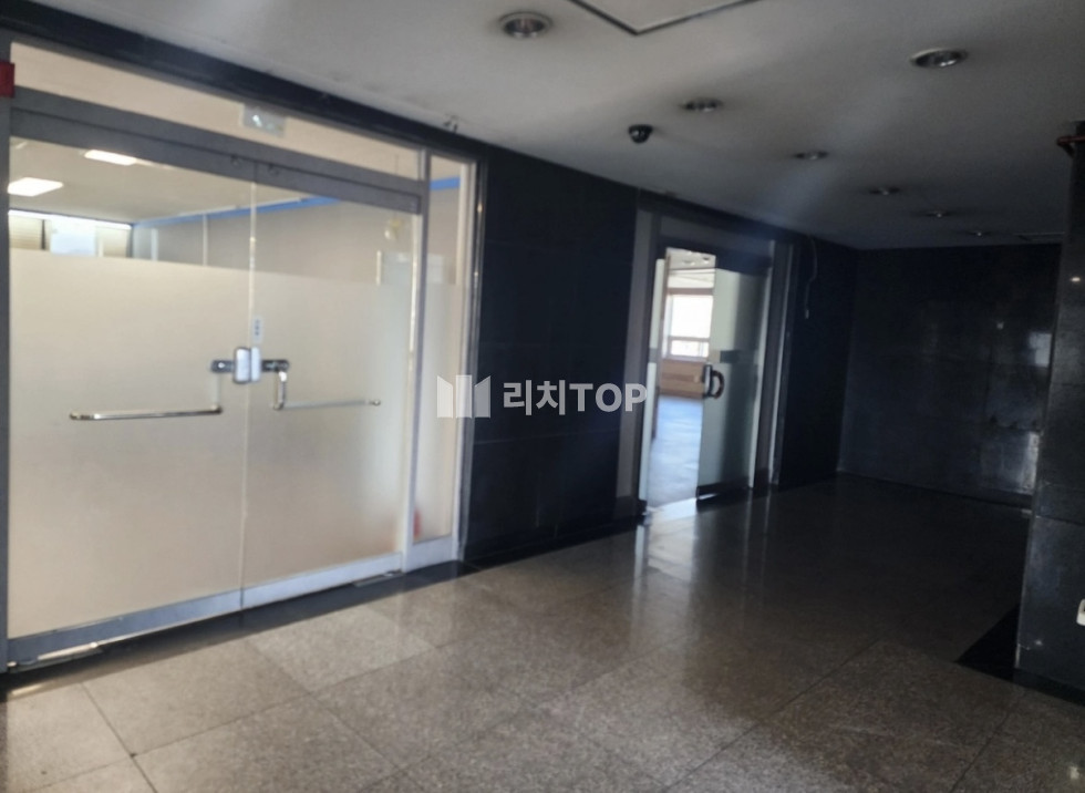 경남 창원시 의창구 팔용동 162-1 \u2714 팔용동 사무실 자리 임대 40PY 월세 매물번호 12124 사진 2
