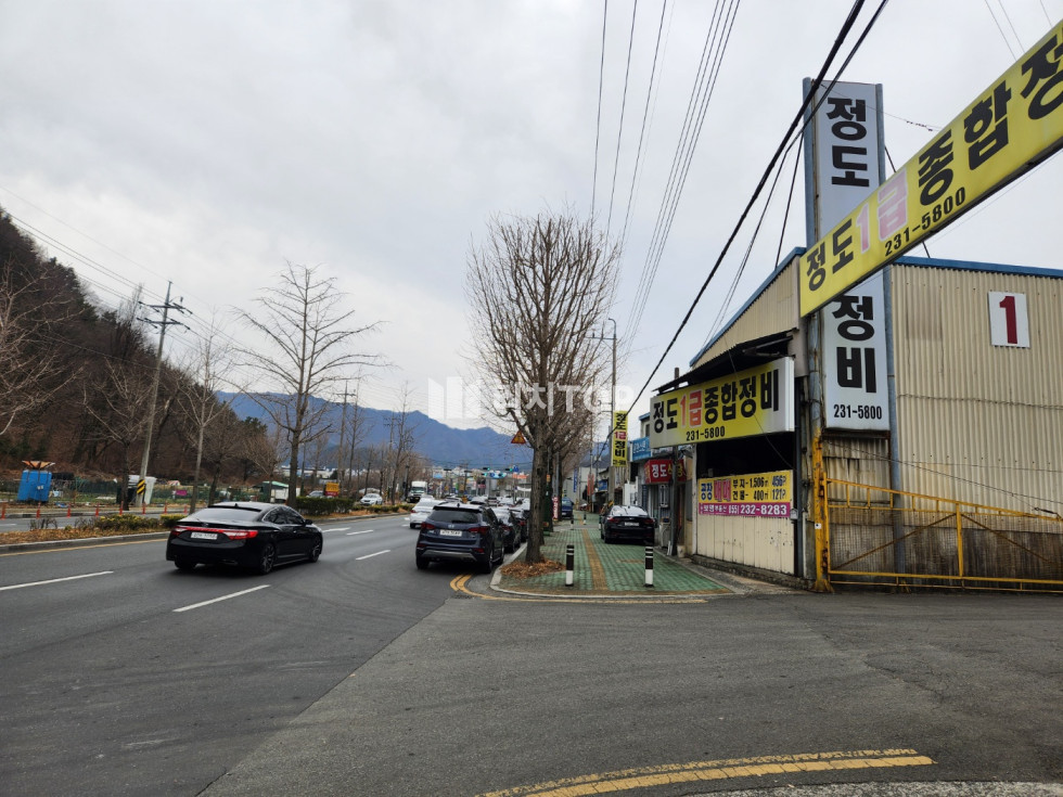 경남 창원시 마산회원구 내서읍 내서 중리 공장용지 매매 현재 자동차 정비공장 운영중 매매 매물번호 12126 사진 5