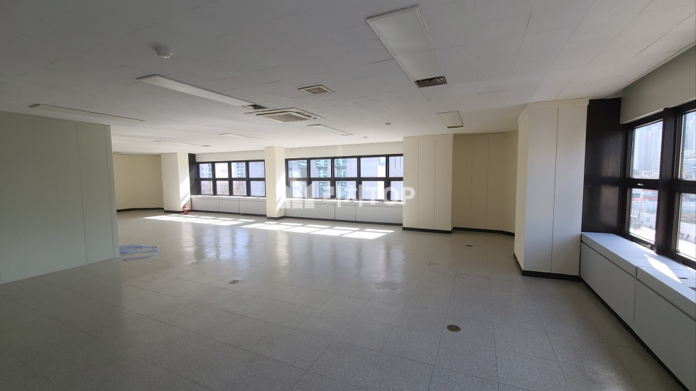 경남 창원시 마산회원구 석전동 \u2714 석전동 315 대로변 사무실 자리 임대 월세 매물번호 12140 사진 4